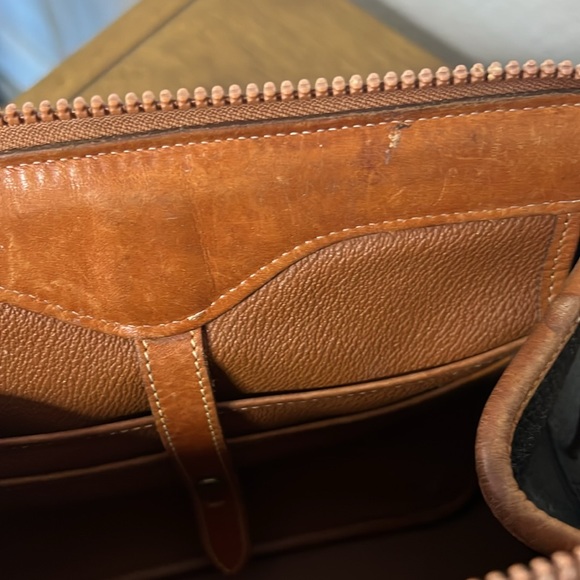 Dooney & Bourke Vintage Gladstone Khaki/British Tan - Picture 4 of 17